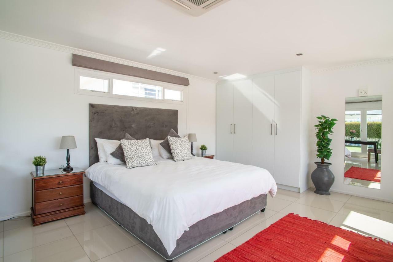 ฟังกี้ วิลลา Apartment เคปทาวน์ ภายนอก รูปภาพ