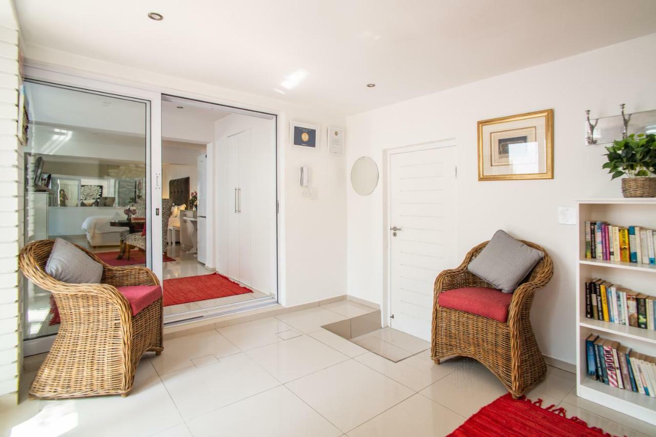 ฟังกี้ วิลลา Apartment เคปทาวน์ ภายนอก รูปภาพ
