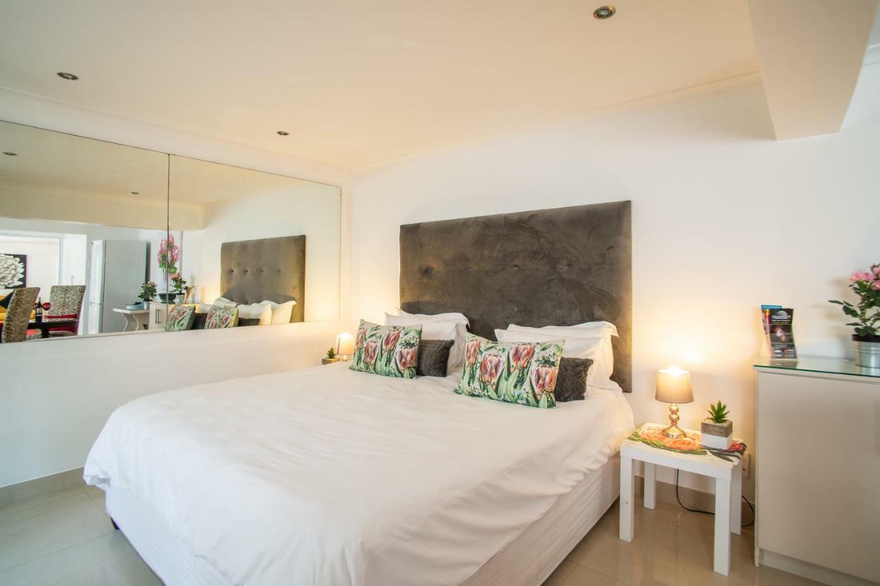 ฟังกี้ วิลลา Apartment เคปทาวน์ ภายนอก รูปภาพ