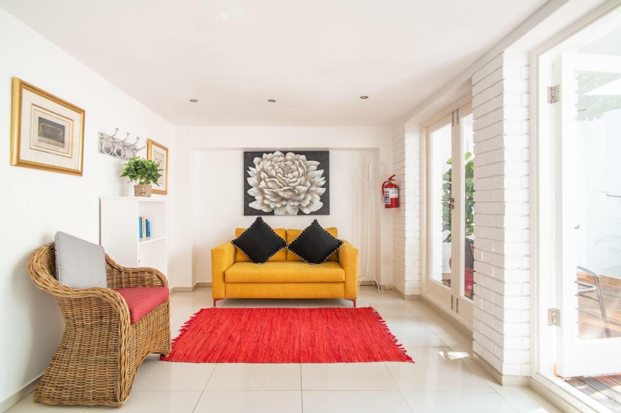 ฟังกี้ วิลลา Apartment เคปทาวน์ ภายนอก รูปภาพ